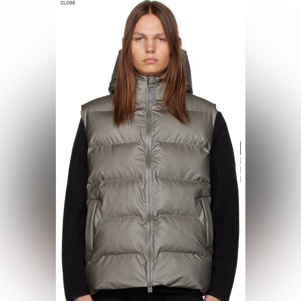 Rains Alta puffer vest size XL in grey